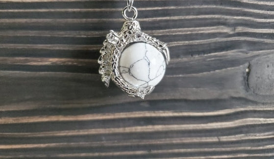 Dragon crystal claw Keychain