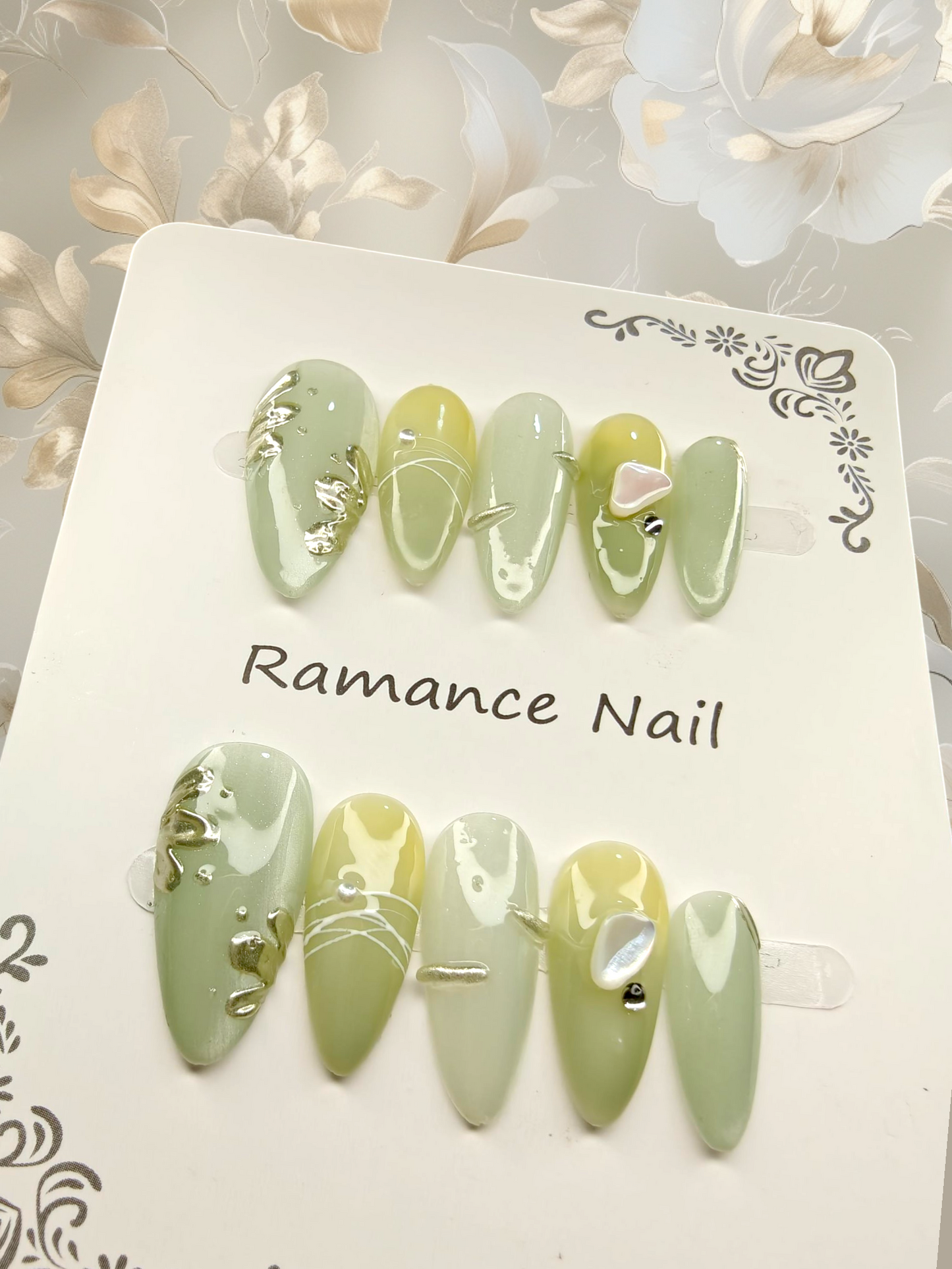 Pointy Nails Size Small