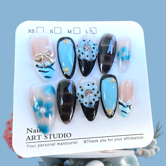 🚨🎉NEW🎉🚨 3D Blue&Black Floral Nails
