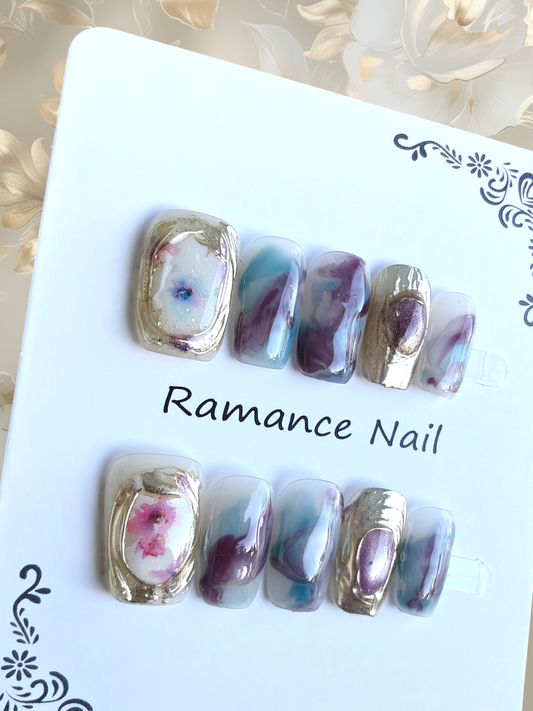 🚨🎉NEW🎉🚨Square Purple/Gold Marble Nails