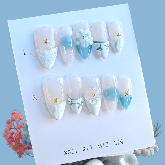 🚨🎉NEW🎉🚨 Blue&White Water Drip Nails