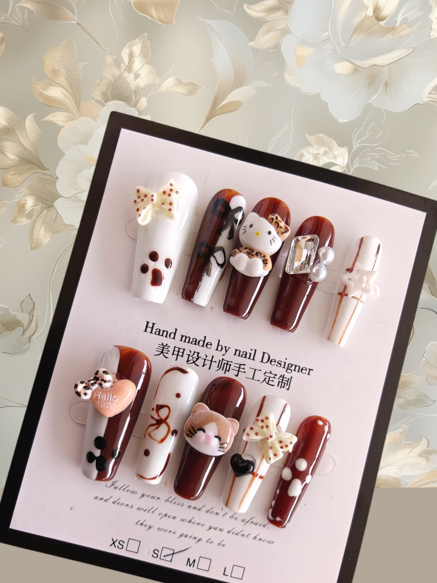 🚨🎉NEW🎉🚨Hello Kitty Junk Nails
