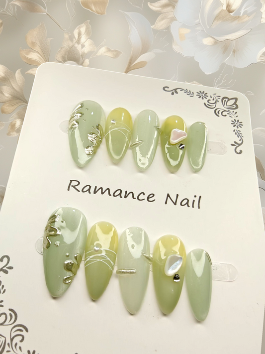 Pointy Nails Size Small
